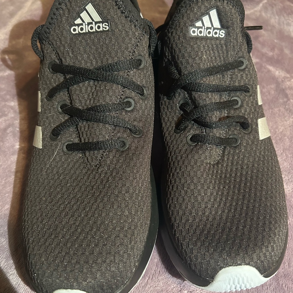 Adidas‎ Black and Gray Athletic Shoes